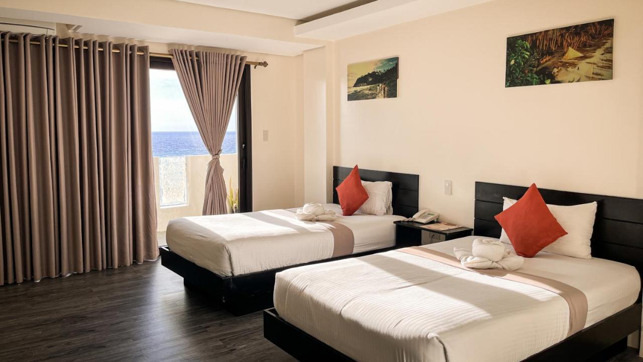 นาวาร์โร โฮเต็ล กาติกลัน  Hotel ภายนอก รูปภาพ